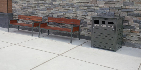Outdoor Waste/Recycling